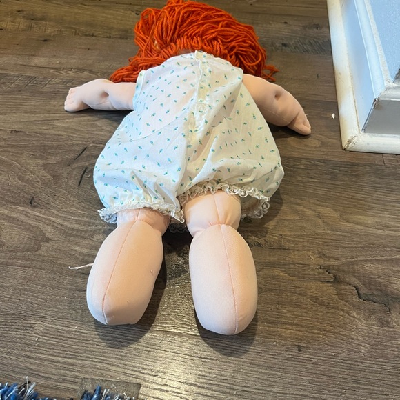Vintage Cabbagepatch Kids Theresa Doll from 1982 - Picture 14 of 15